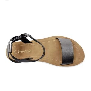 DREAM PAIRS Women’s One Band Ankle Strap Buckle Flat Sandals